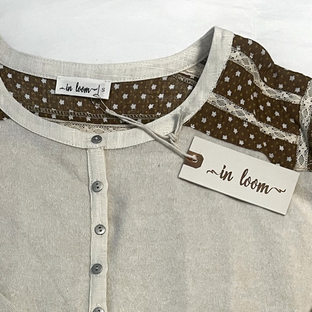 In Loom branded button front pullover top. Women's size small - Picture 6 of 11